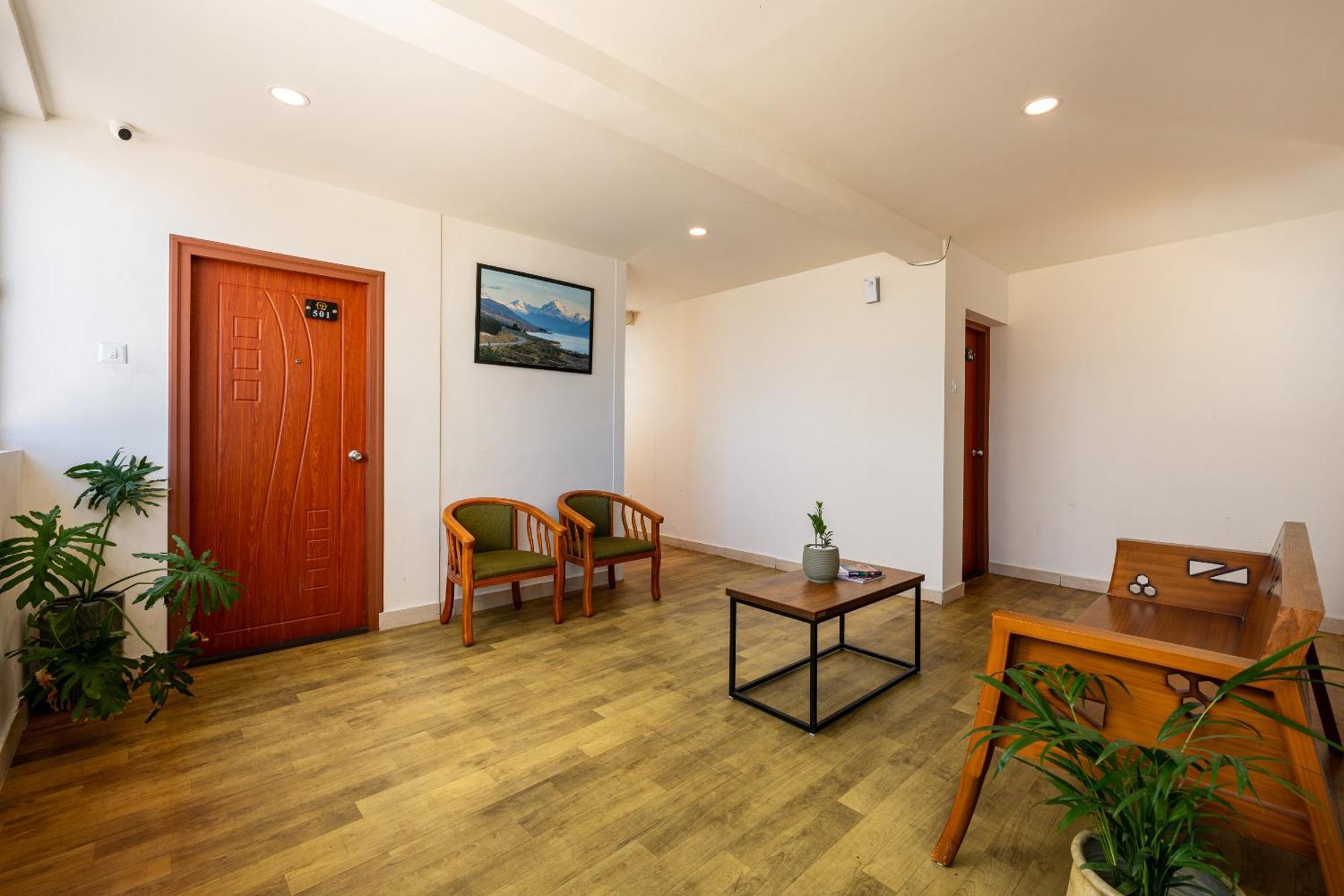Cj Grande By Jesway Hotels & Resorts Kochi Bagian luar foto